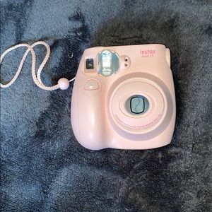 Pink Polaroid camera w/ purse & accessories